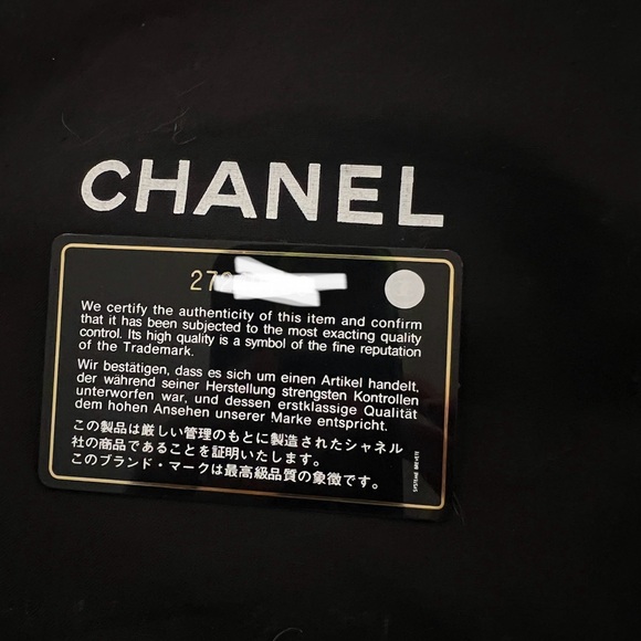 Chanel  Caviar Quilted Small CC Filigree Vanity Case Blue White Red - Picture 10 of 11